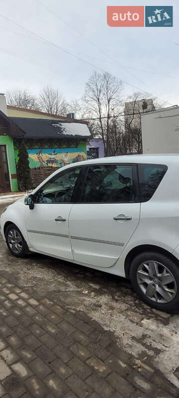Минивэн Renault Scenic 2011 в Черновцах