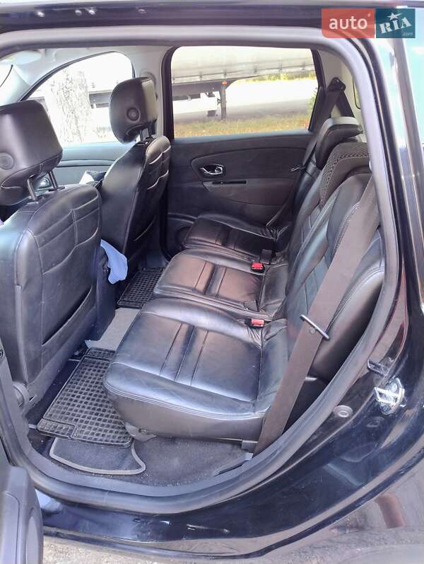 Минивэн Renault Scenic 2016 в Запорожье