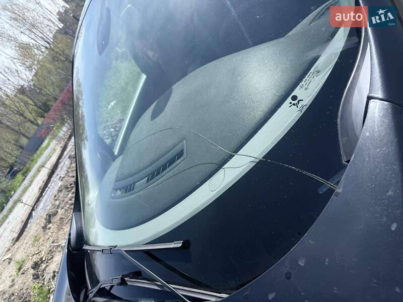 Минивэн Renault Scenic 2016 в Запорожье