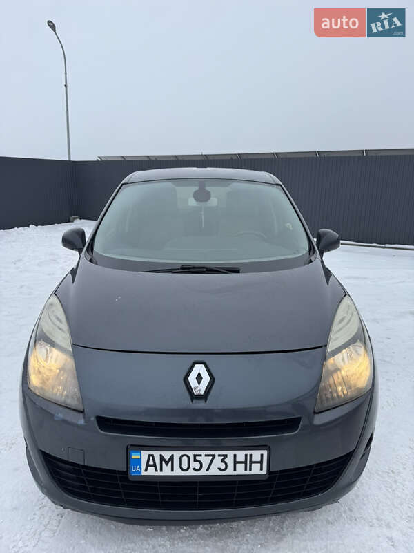 Минивэн Renault Scenic 2011 в Хмельницком