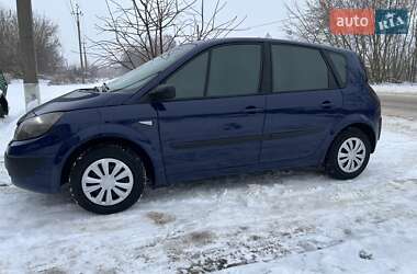 Мінівен Renault Scenic 2004 в Новгород-Сіверському