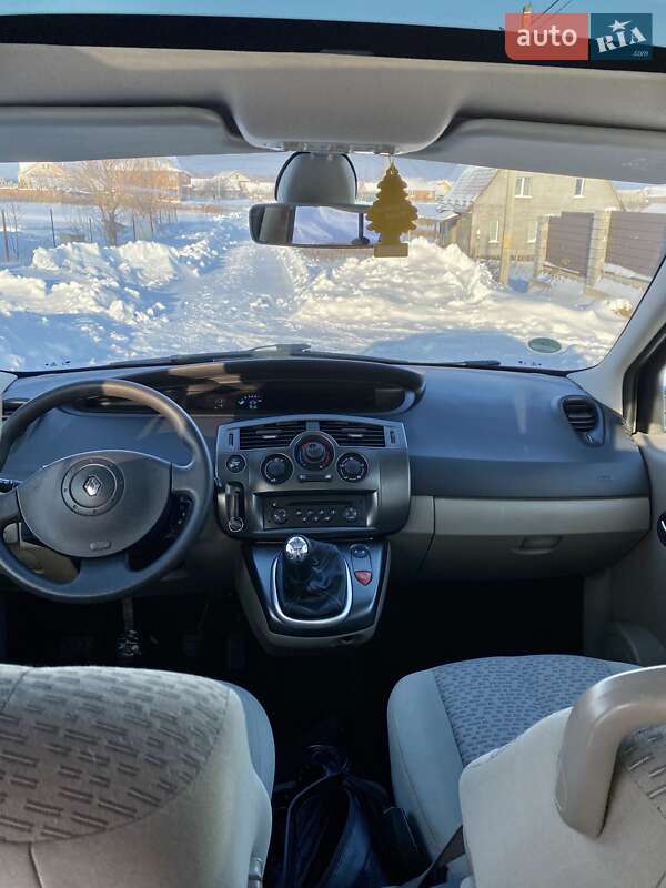 Минивэн Renault Scenic 2006 в Ровно фото 19 Минивэн Renault Scenic 2006 в Ровно