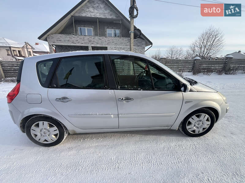 Минивэн Renault Scenic 2006 в Черновцах