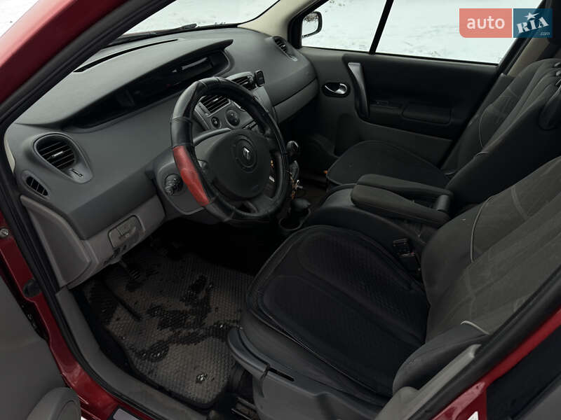 Минивэн Renault Scenic 2005 в Житомире