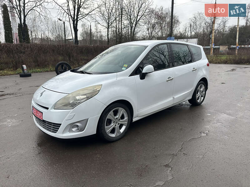 Минивэн Renault Scenic 2010 в Луцке