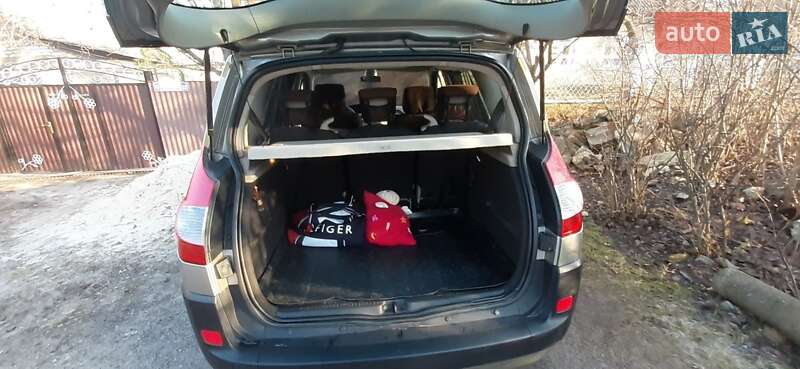 Минивэн Renault Scenic 2007 в Кривом Роге