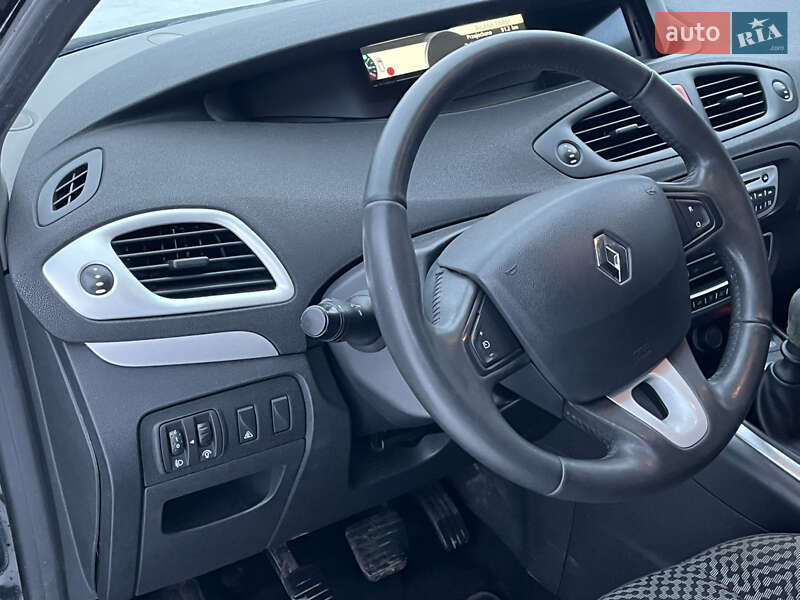 Минивэн Renault Scenic 2011 в Черкассах