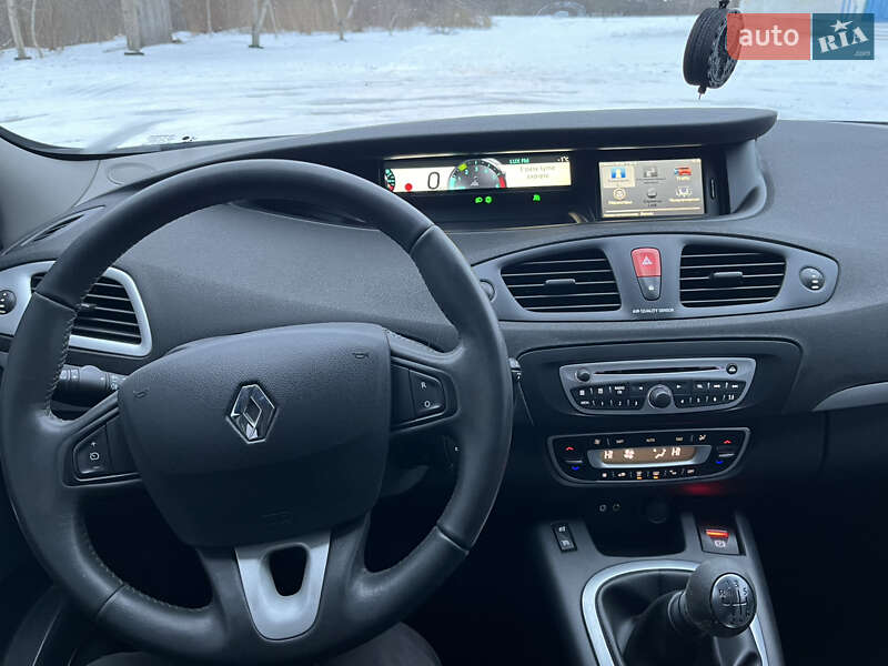 Минивэн Renault Scenic 2011 в Черкассах