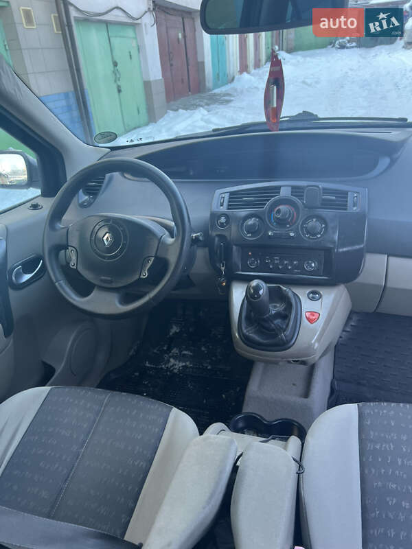 Минивэн Renault Scenic 2004 в Киеве фото 6 Минивэн Renault Scenic 2004 в Киеве
