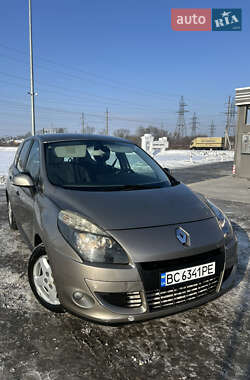 Мінівен Renault Scenic 2009 в Львові