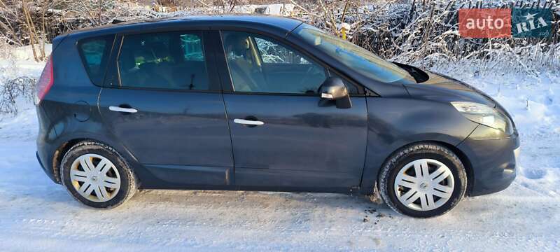 Минивэн Renault Scenic 2010 в Ирпене