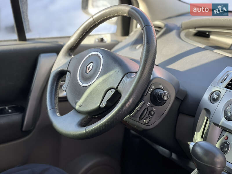 Минивэн Renault Scenic 2007 в Киеве