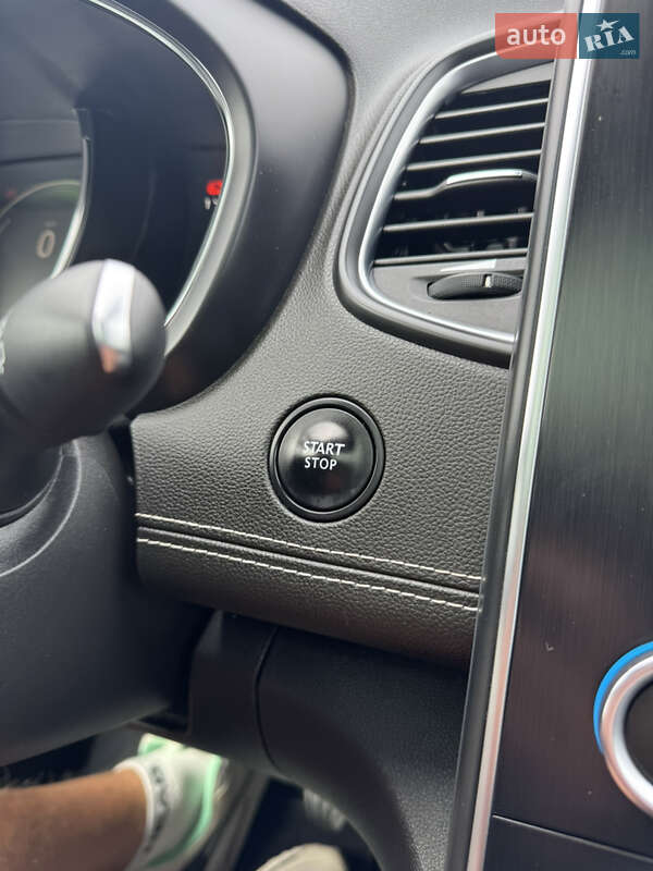 Минивэн Renault Scenic 2016 в Хмельницком