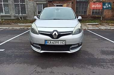 Мінівен Renault Scenic 2015 в Києві