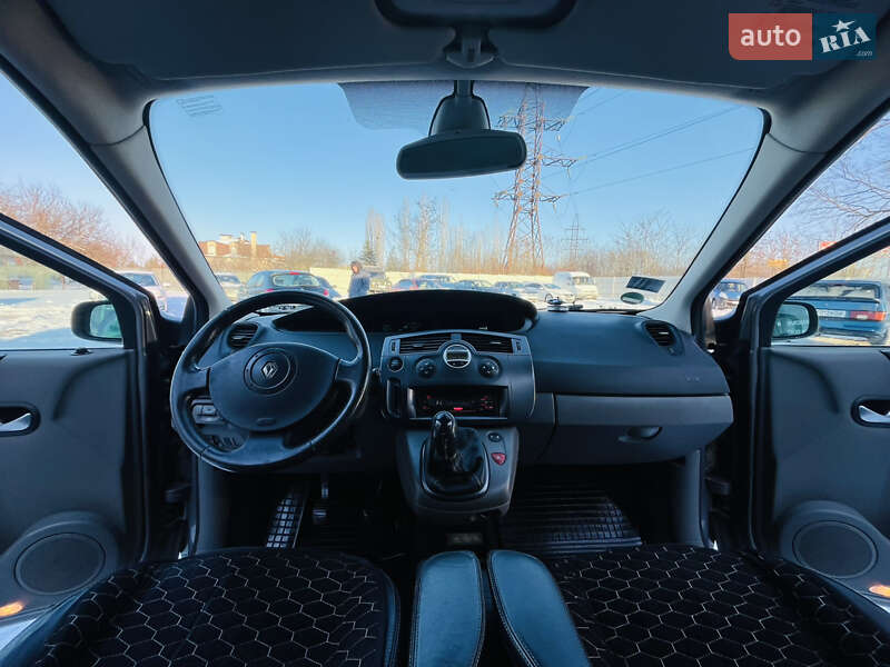 Минивэн Renault Scenic 2005 в Харькове