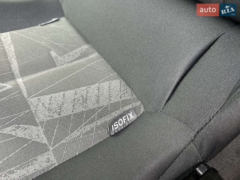 Минивэн Renault Scenic 2006 в Виннице