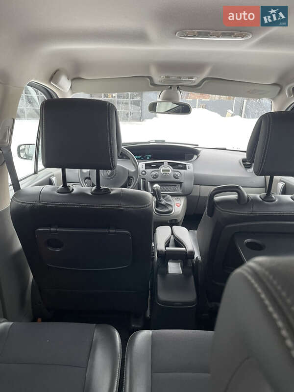 Минивэн Renault Scenic 2006 в Калуше фото 28 Минивэн Renault Scenic 2006 в Калуше