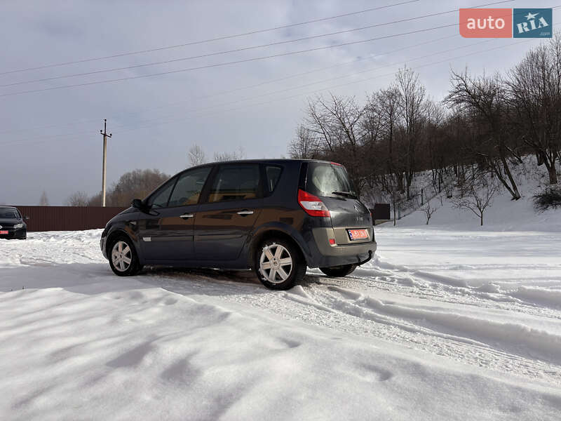 Минивэн Renault Scenic 2005 в Надворной