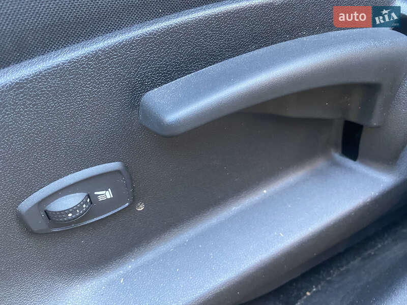 Минивэн Renault Scenic 2011 в Ровно фото 20 Минивэн Renault Scenic 2011 в Ровно