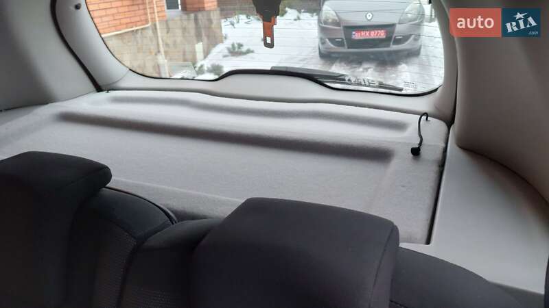 Минивэн Renault Scenic 2010 в Луцке фото 24 Минивэн Renault Scenic 2010 в Луцке