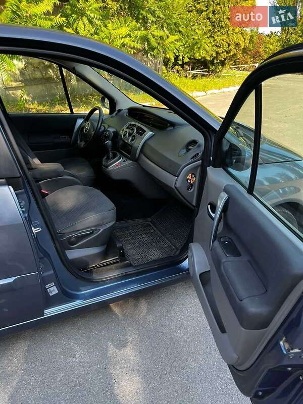 Минивэн Renault Scenic 2009 в Млинове фото 2 Минивэн Renault Scenic 2009 в Млинове