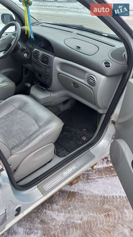 Минивэн Renault Scenic 2001 в Нежине