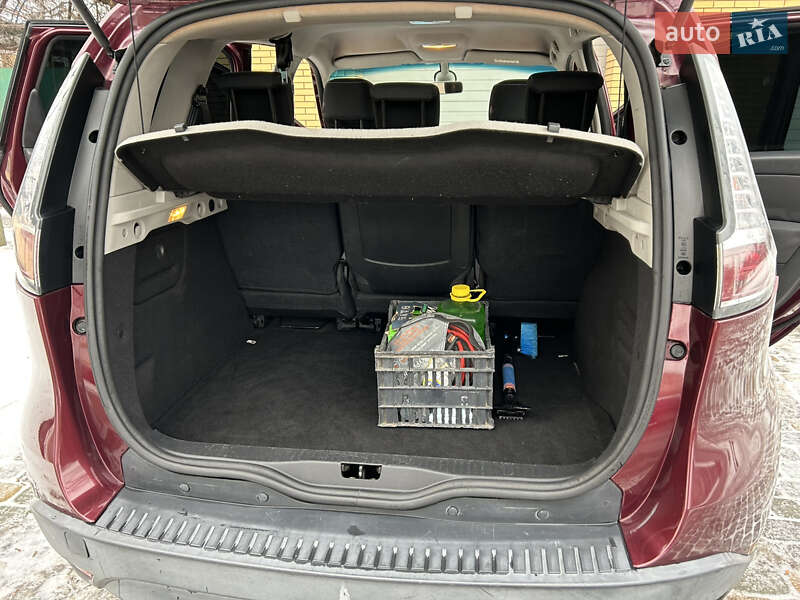 Минивэн Renault Scenic 2015 в Черкассах