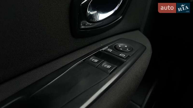 Минивэн Renault Scenic 2017 в Киеве