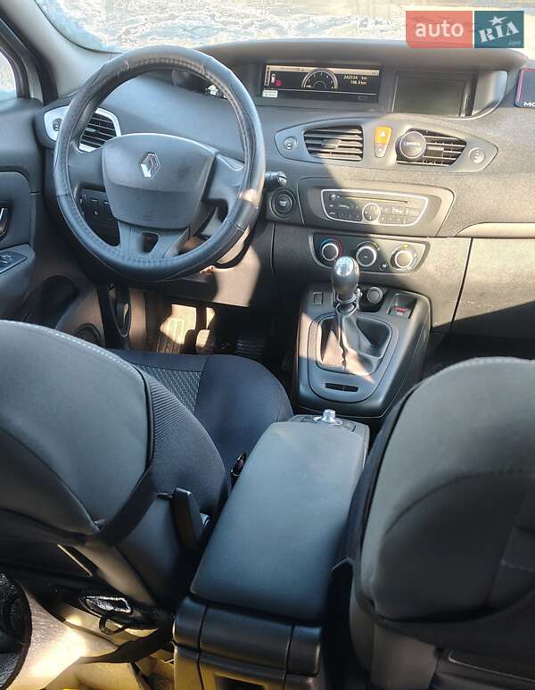 Минивэн Renault Scenic 2009 в Черкассах фото 7 Минивэн Renault Scenic 2009 в Черкассах