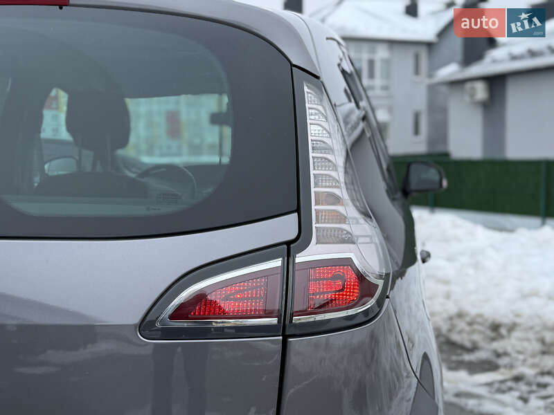 Минивэн Renault Scenic 2016 в Виннице
