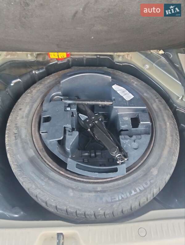 Минивэн Renault Scenic 2006 в Луцке