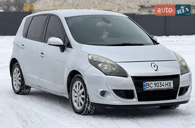 Мінівен Renault Scenic 2010 в Дубні