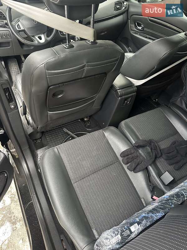 Минивэн Renault Scenic 2012 в Днепре