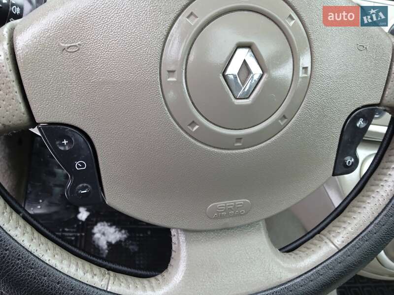 Минивэн Renault Scenic 2003 в Славуте