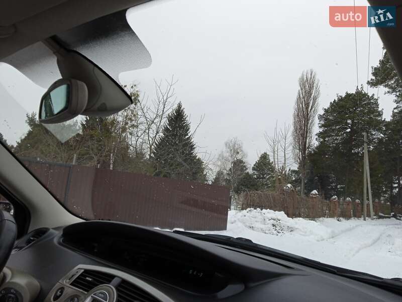 Минивэн Renault Scenic 2003 в Славуте