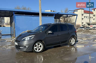 Мінівен Renault Scenic 2013 в Києві