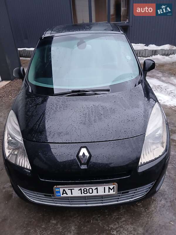 Renault Scenic 2011