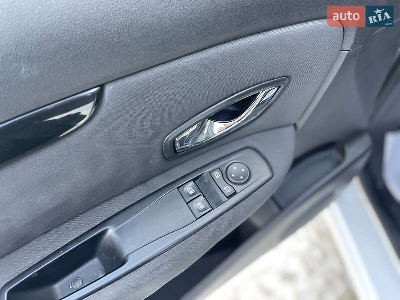 Минивэн Renault Scenic 2014 в Сумах фото 10 Минивэн Renault Scenic 2014 в Сумах