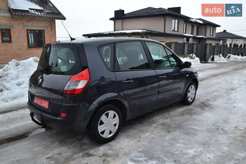 Минивэн Renault Scenic 2006 в Ровно