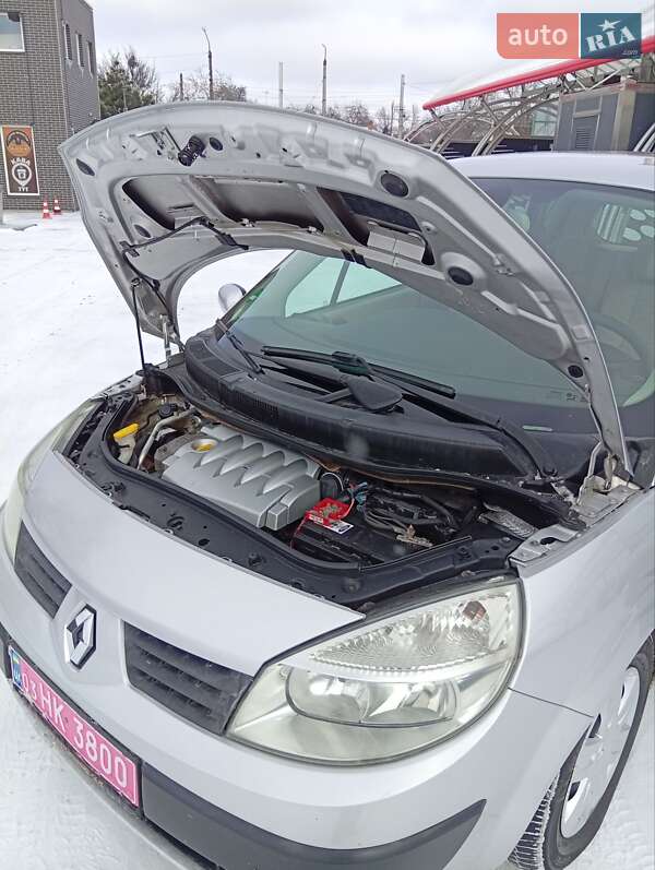 Минивэн Renault Scenic 2004 в Полтаве