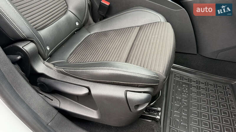 Минивэн Renault Scenic 2020 в Киеве фото 65 Минивэн Renault Scenic 2020 в Киеве