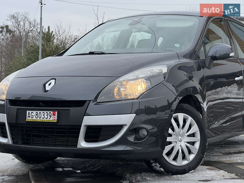 Renault Scenic 2012 Renault Scenic 2012