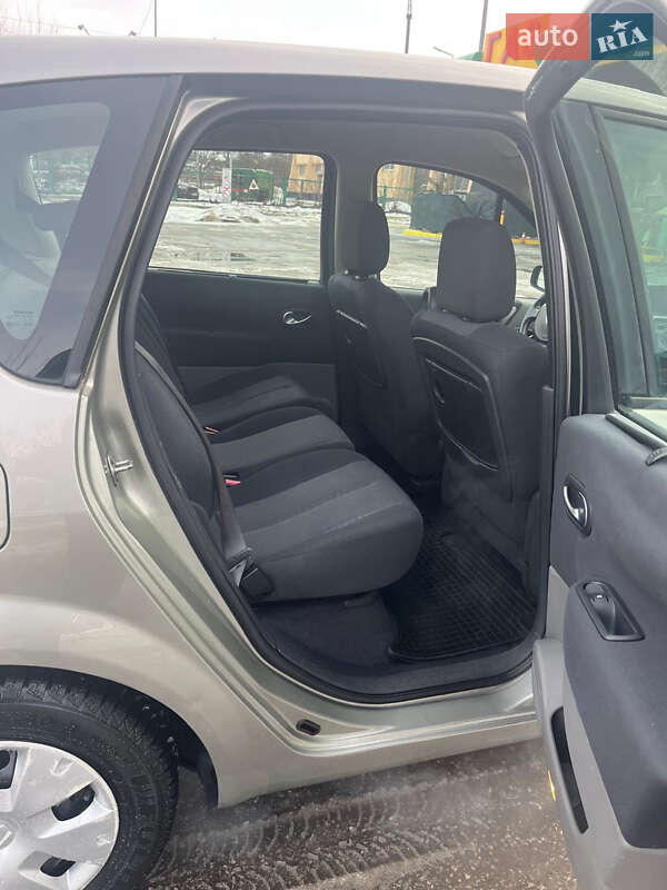 Минивэн Renault Scenic 2007 в Харькове