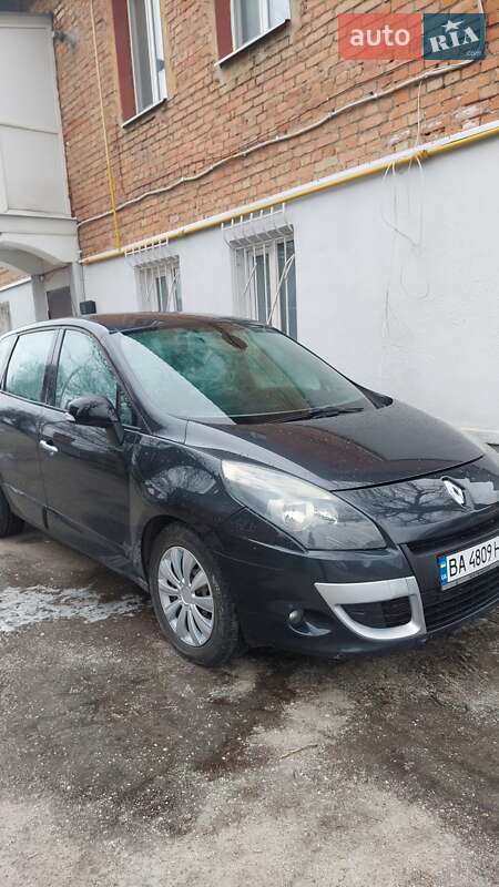 Renault Scenic 2011