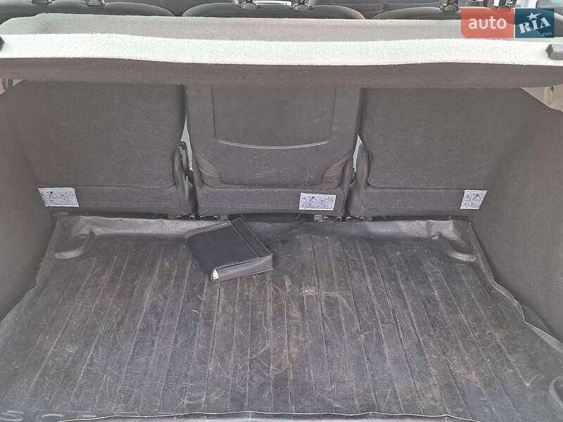 Мінівен Renault Scenic 2012 в Одесі фото 34 Мінівен Renault Scenic 2012 в Одесі