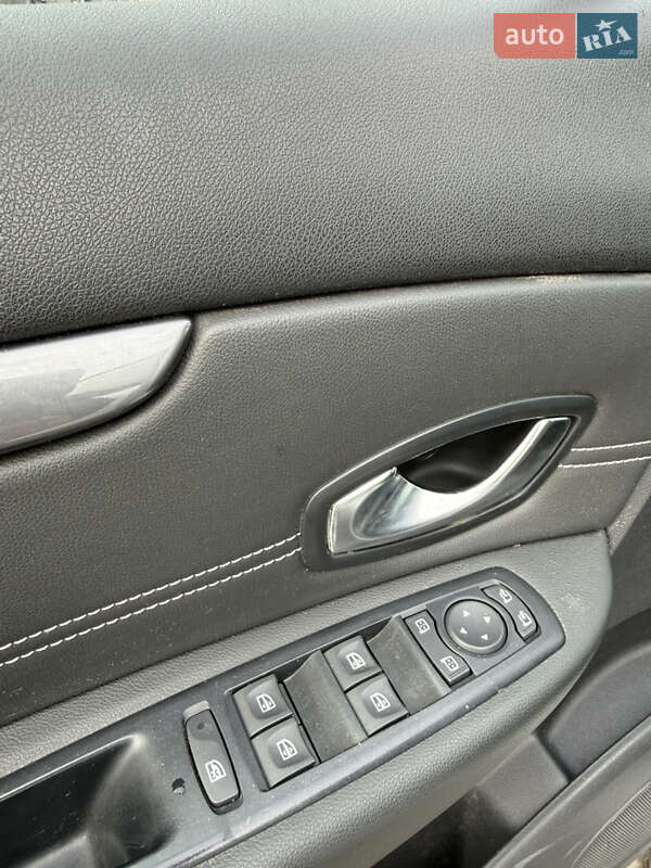 Минивэн Renault Scenic 2013 в Луцке