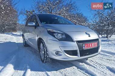 Минивэн Renault Scenic 2010 в Изюме