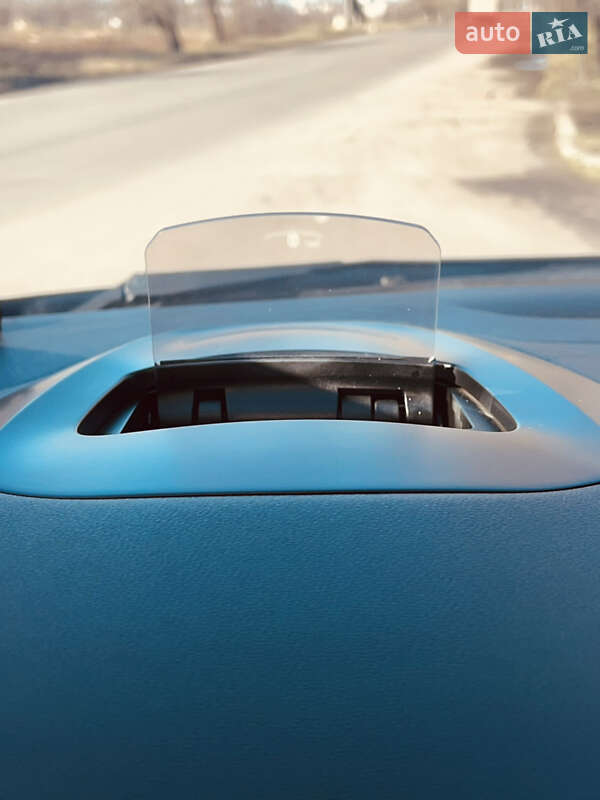 Мінівен Renault Scenic 2017 в Чернівцях