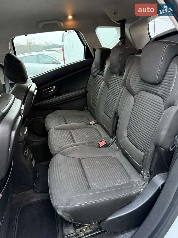 Минивэн Renault Scenic 2016 в Луцке