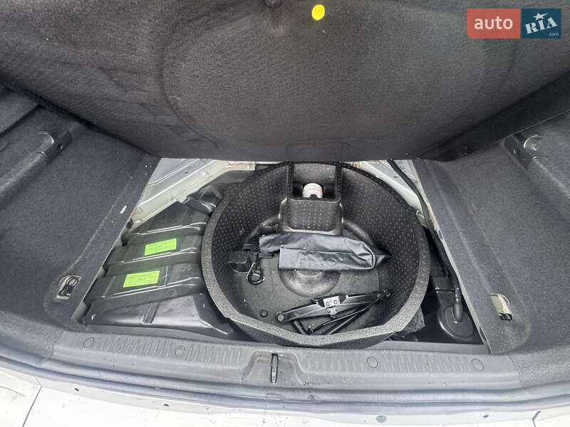 Минивэн Renault Scenic 2008 в Луцке